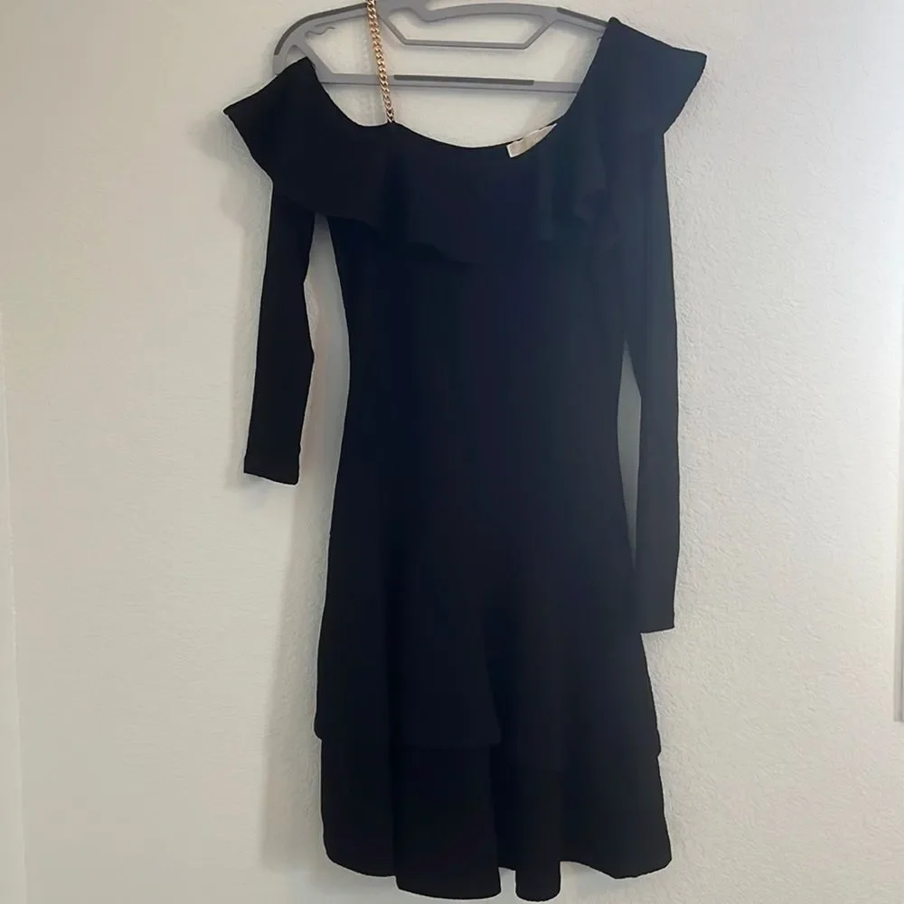 Michael Kors Black Off Shoulder Ruffle Dress XS Petite Long Sleeve Flowy Cocktai